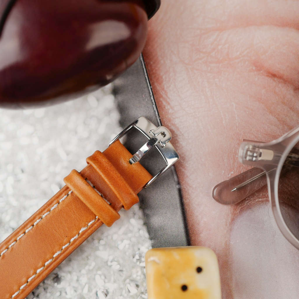 cafe noir les montres vintage horloger marseille montre omega oversize jumbo 2505-1 1939 annee 1940 cadran blanc 38 mm bracelet marron beige_9 cafe noir les montres vintage horloger marseille montre omega oversize jumbo 2505-1 1939 annee 1940 cadran blanc 38 mm bracelet marron beige