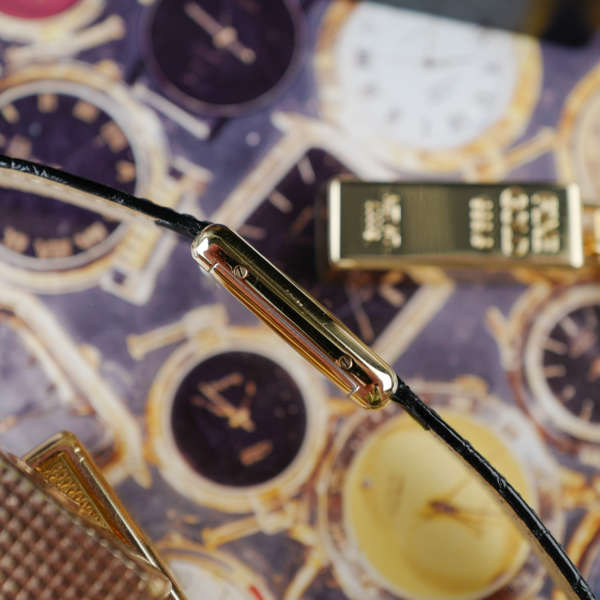 cafe noir les montres vintage horloger marseille montres cartier tank must vintage PM petit modele taille femme cadran noir laqué vintage_2