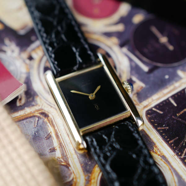 cafe noir les montres vintage horloger marseille montres cartier tank must vintage PM petit modele taille femme cadran noir laqué vintage_2
