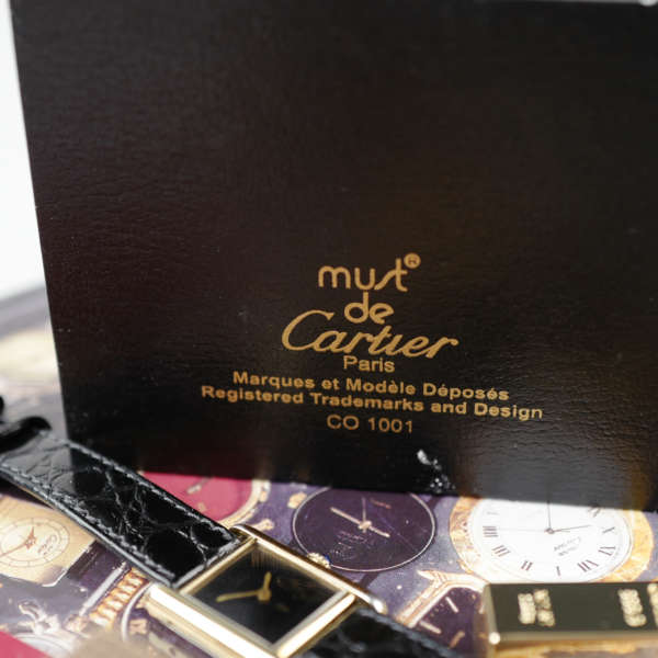 cafe noir les montres vintage horloger marseille montres cartier tank must vintage PM petit modele taille femme cadran noir laqué vintage_2