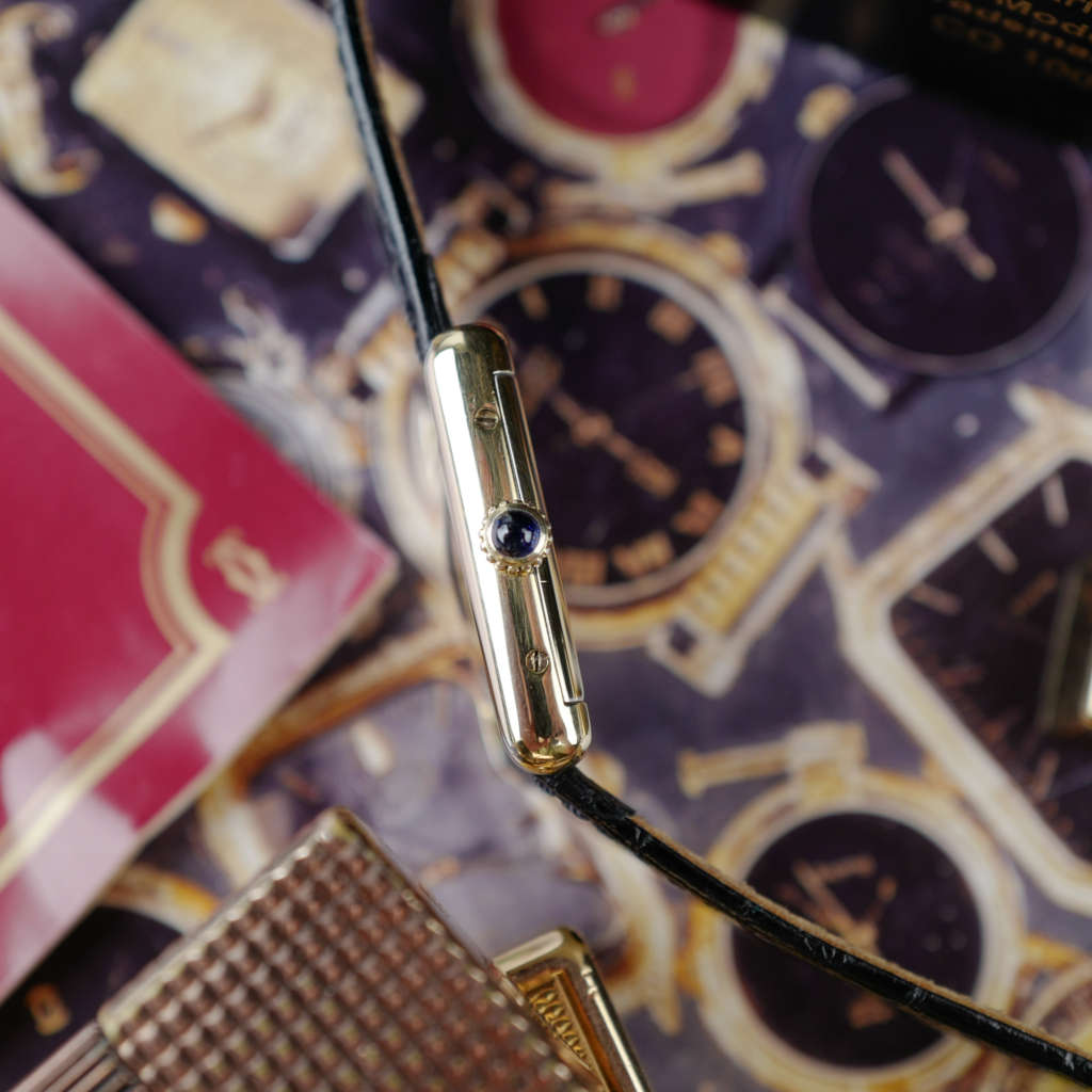 cafe noir les montres vintage horloger marseille montres cartier tank must vintage PM petit modele taille femme cadran noir laqué vintage_2