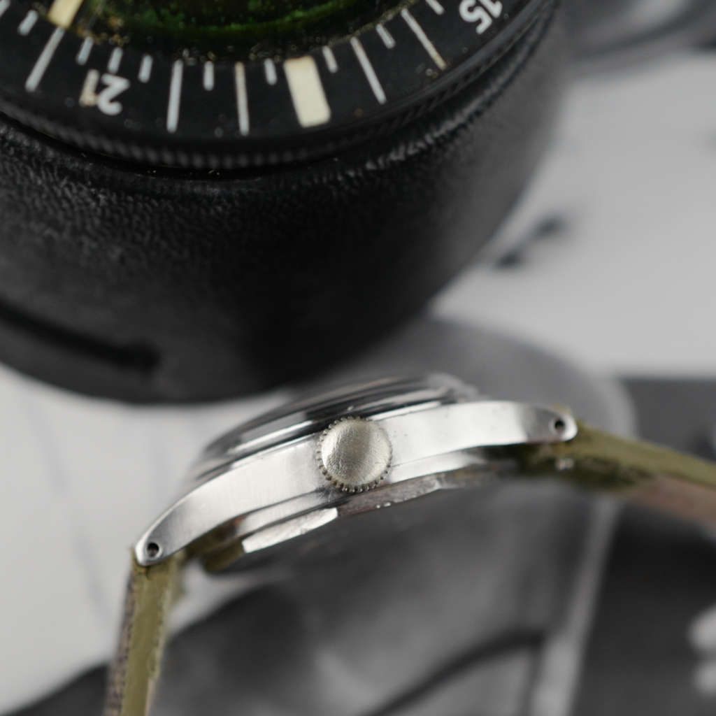 cafe noir les montres vintage horlogerie marseille vauban montre vintage record watch geneve militaire military_1 cafe noir les montres vintage horlogerie marseille vauban montre vintage record watch geneve militaire military