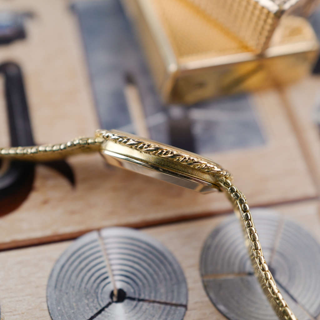 cafe noir montres horloger marseille BAUME & MERCIER Bracelet en or 18k pour femme Vintage 1980_1 cafe noir montres horloger marseille BAUME & MERCIER Bracelet en or 18k pour femme Vintage 1980_2