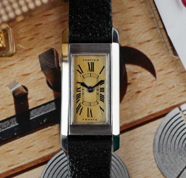 cafe noir les montres vintage horloger marseille cartier france Tank Acier Jaeger Duoplan 409 Vintage 1930 rare