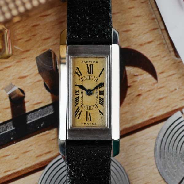 cafe noir les montres vintage horloger marseille cartier france Tank Acier Jaeger Duoplan 409 Vintage 1930 rare