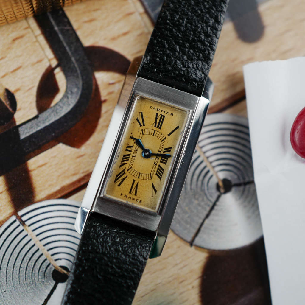 cafe noir les montres vintage horloger marseille cartier Tank Acier Jaeger Duoplan 409 Vintage 1930 rare