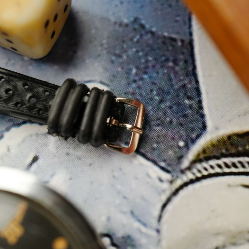 cafe noir les montres vintage horloger marseille mini montre de plongee pour femme bakelite tritium squale tina wamy 26mm vintage montre pour femme_5 cafe noir les montres vintage horloger marseille mini montre de plongee pour femme bakelite tritium squale tina wamy 26mm vintage montre pour femme