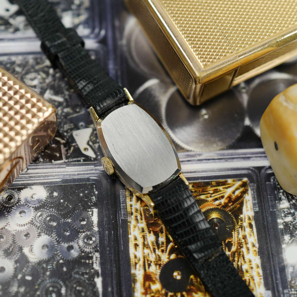 cafe noir les montres vintage horloger marseille omega vintage mini ellipse ovale pour femme mecanique_6 cafe noir les montres vintage horloger marseille omega vintage mini ellipse ovale pour femme mécanique