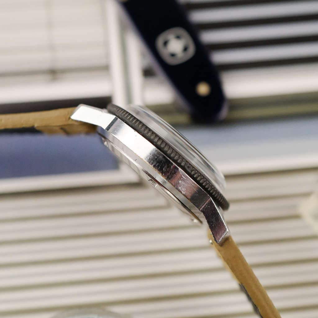 cafe noir les montres vintage horloger marseille royalty medium size mecanique skin diver montre plongee femme_5 cafe noir les montres vintage horloger marseille royalty medium size mecanique skin diver montre plongée femme