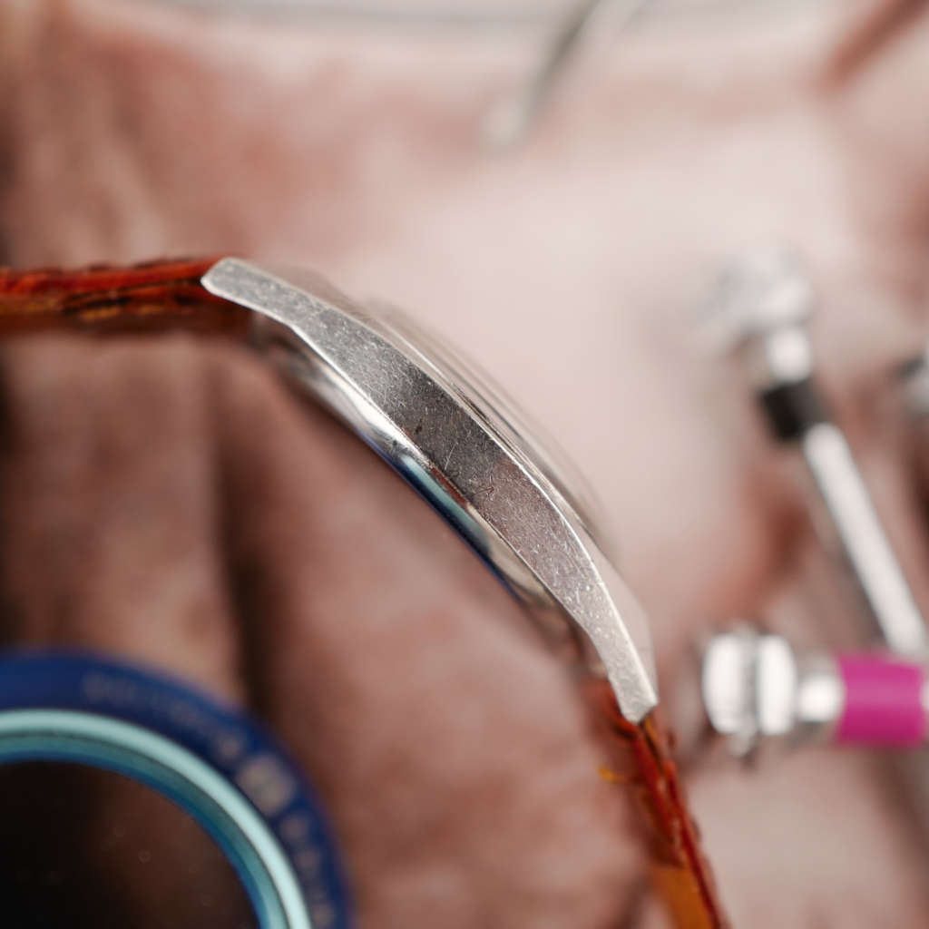 cafe noir les montres vintage horlogerie horloger passion vintage universal geneve vintage art deco mecanique manuelle UG 255 circa 1940_1 cafe noir les montres vintage horlogerie horloger passion vintage universal geneve vintage art deco mecanique manuelle UG 255 circa 1940