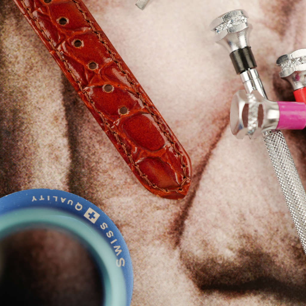 cafe noir les montres vintage horlogerie horloger passion vintage universal geneve vintage art deco mecanique manuelle UG 255 circa 1940_8 cafe noir les montres vintage horlogerie horloger passion vintage universal geneve vintage art deco mecanique manuelle UG 255 circa 1940