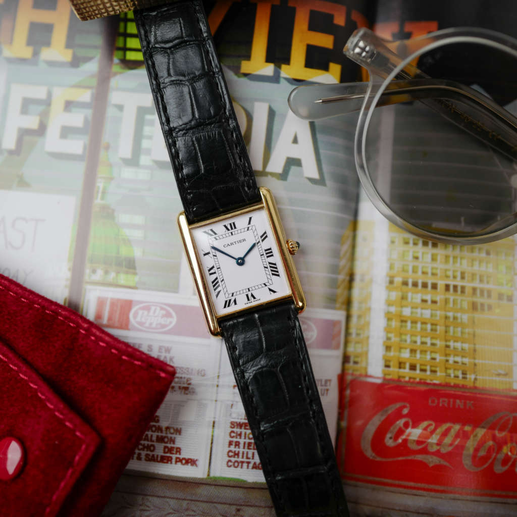 cafe noir les montres horloger marseille cartier tank or jaune 18k Collection Louis Medium M2000 vintage 1990