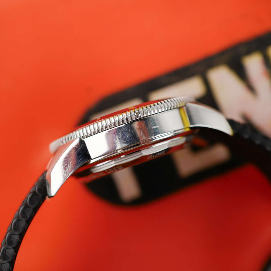 cafe noir les montres vintage Breitling Superocean Heritage B01 Chronograph 44 AB0162 cadran bleu automatique_1 cafe noir les montres vintage Breitling Superocean Heritage B01 Chronograph 44 AB0162 cadran bleu automatique