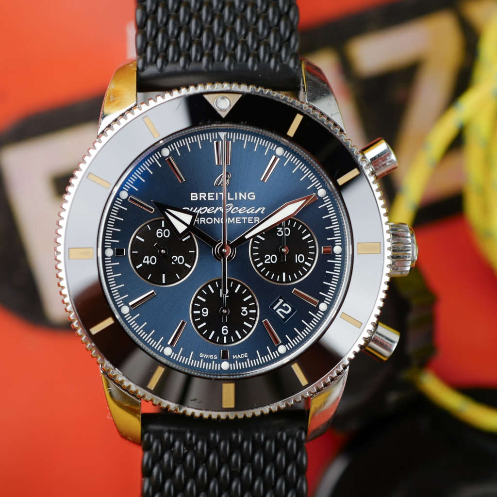 cafe noir les montres vintage Breitling Superocean Heritage B01 Chronograph 44 AB0162 cadran bleu automatique_2 cafe noir les montres vintage Breitling Superocean Heritage B01 Chronograph 44 AB0162 cadran bleu automatique