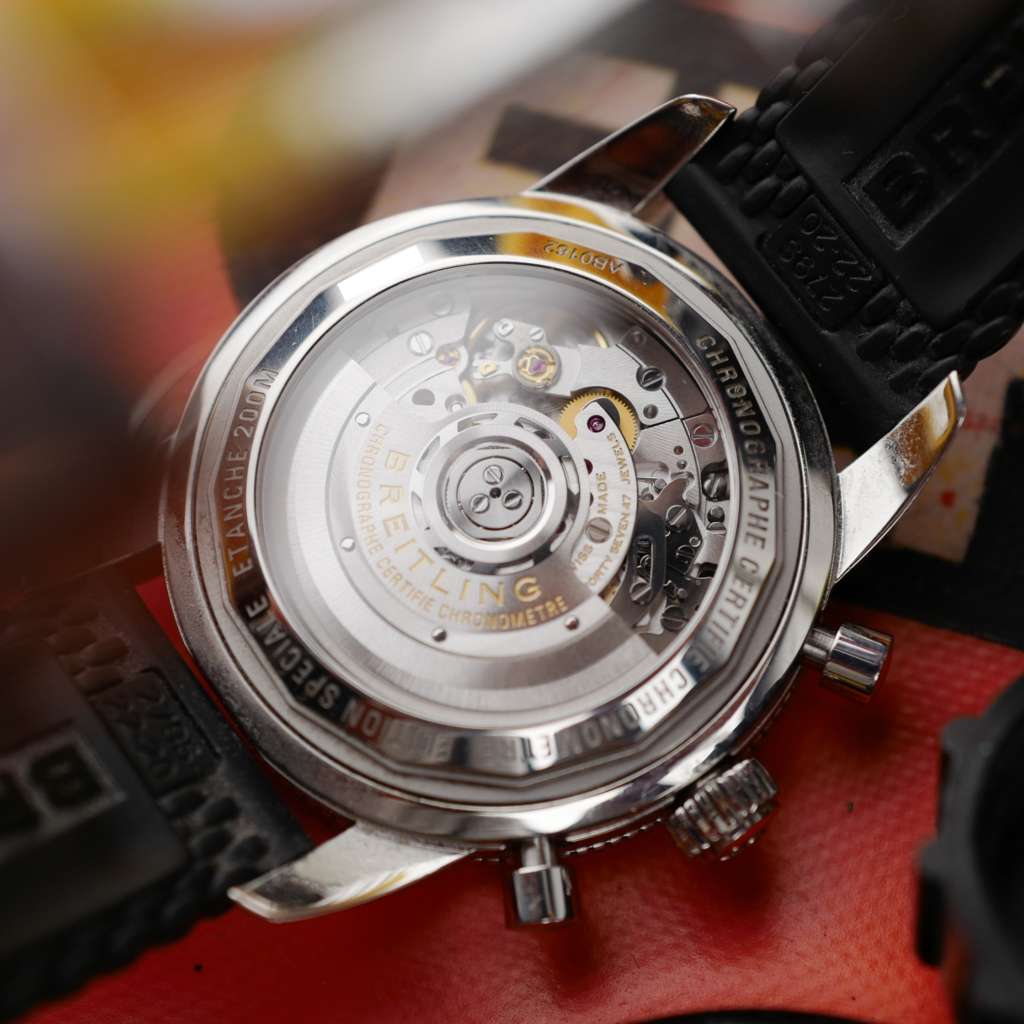 cafe noir les montres vintage Breitling Superocean Heritage B01 Chronograph 44 AB0162 cadran bleu automatique_9 cafe noir les montres vintage Breitling Superocean Heritage B01 Chronograph 44 AB0162 cadran bleu automatique