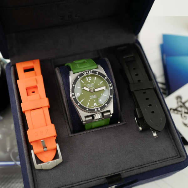 cafe noir les montres vintage ZRC Grands Fonds 300m Military verte kaki kakhi boite papier 2021