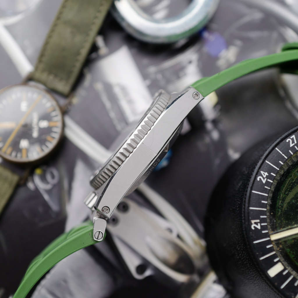 cafe noir les montres vintage ZRC Grands Fonds 300m Military verte kaki kakhi boite papier 2021_8 cafe noir les montres vintage ZRC Grands Fonds 300m Military verte kaki kakhi boite papier 2021