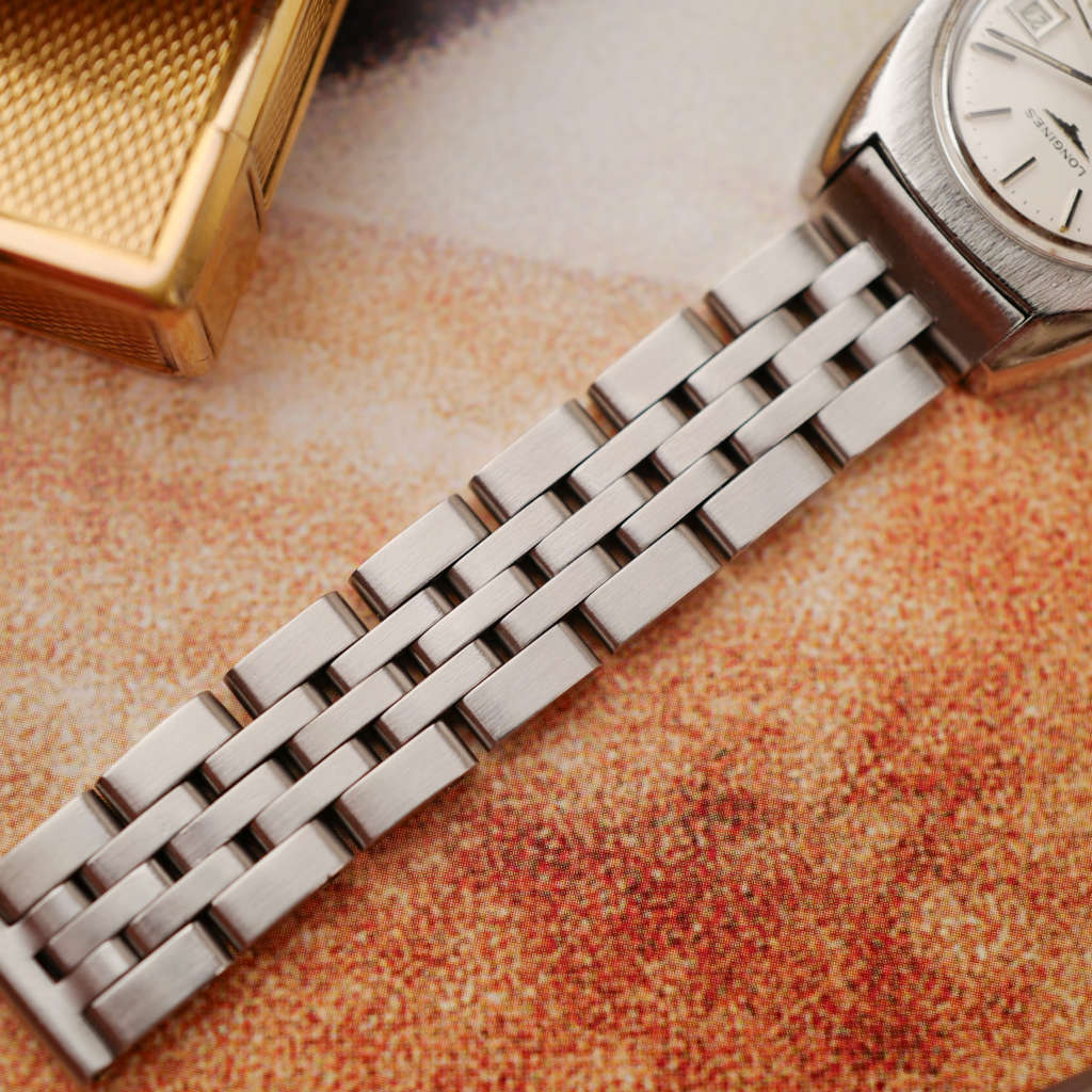 cafe noir les montres vintage longines lady mini montre acier felle bracelet acier cadran tritium 1975_9 cafe noir les montres vintage longines lady mini montre acier felle bracelet acier cadran tritium 1975