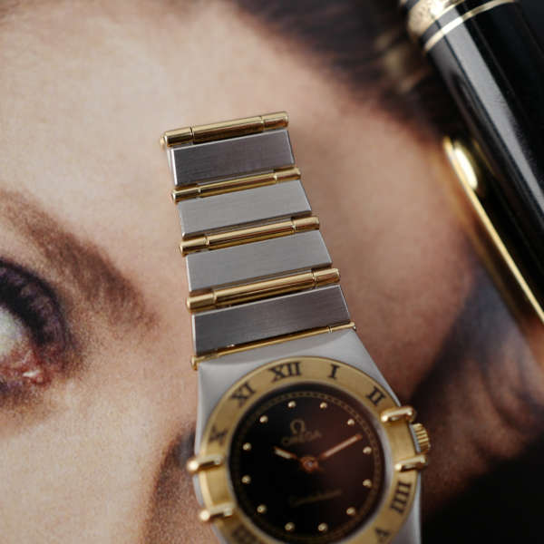 cafe noir les montres vintage marseille horloger omega constellation or acier vintage femme cadran noir