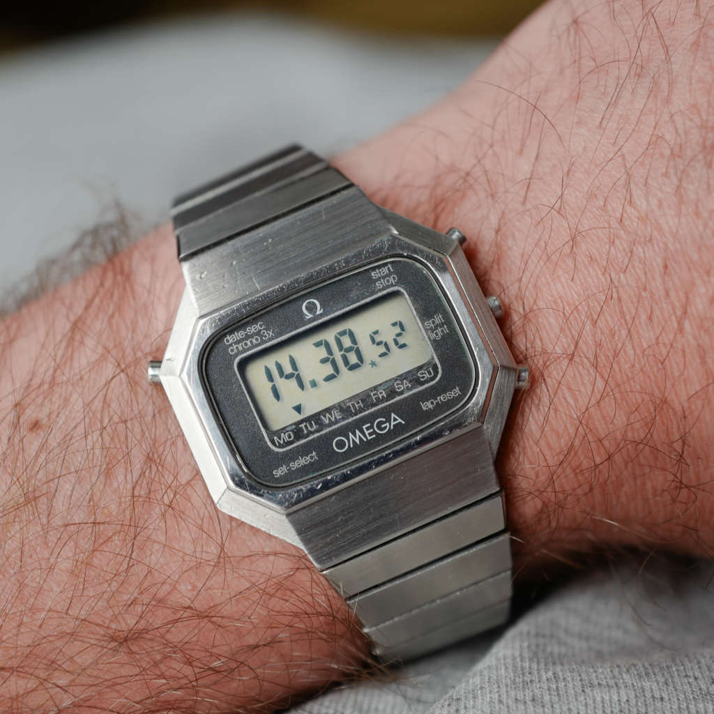 cafe noir les montres vintage omega Seamaster LCD 186 0003 rare digitale digital_2