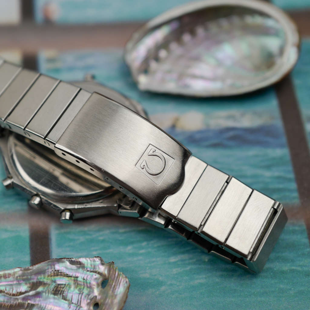 cafe noir les montres vintage omega Seamaster LCD 186 0003 rare digitale digital_2