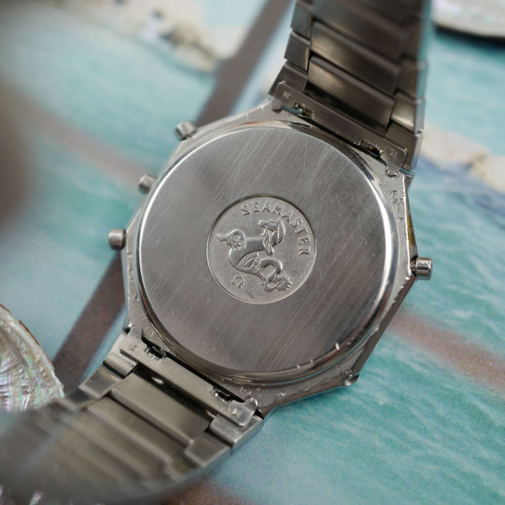 cafe noir les montres vintage omega Seamaster LCD 186 0003 rare digitale digital_2