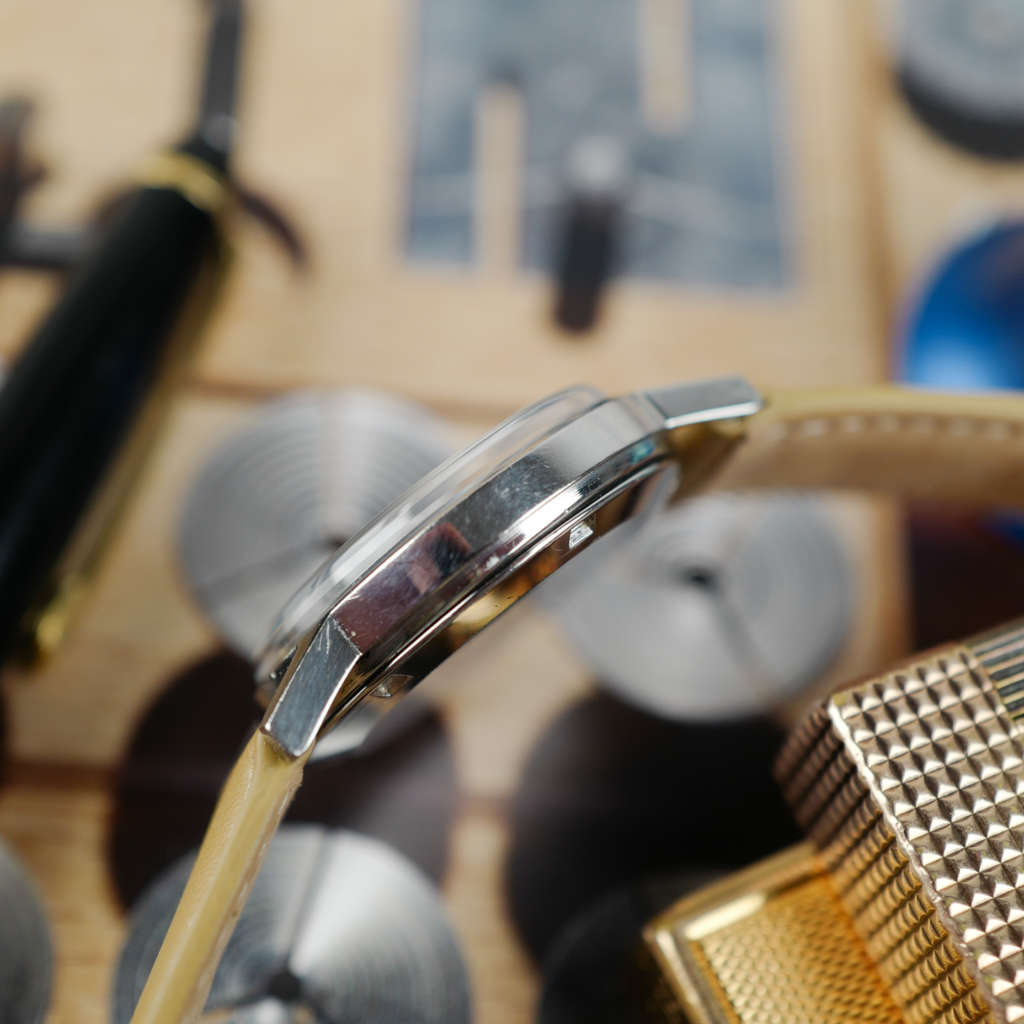 cafe noir les montres vintage omega geneve automatic rare cadran bleu 36mm 166 0163_5 cafe noir les montres vintage omega geneve automatic rare cadran bleu 36mm 166 0163