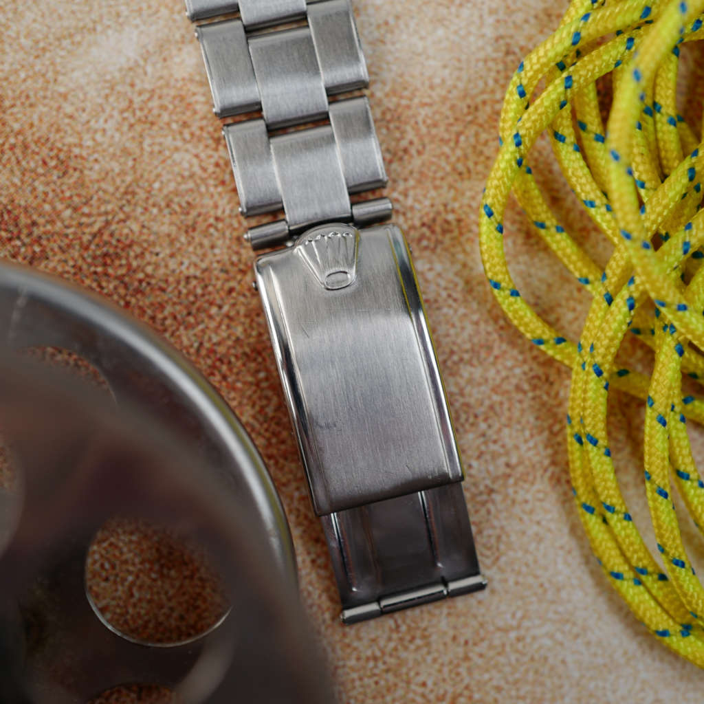 cafe noir montres horloger marseille tudor submariner ref 7928 ghost bezel rivet strap rose vintage 1967 mouvement tudor 390