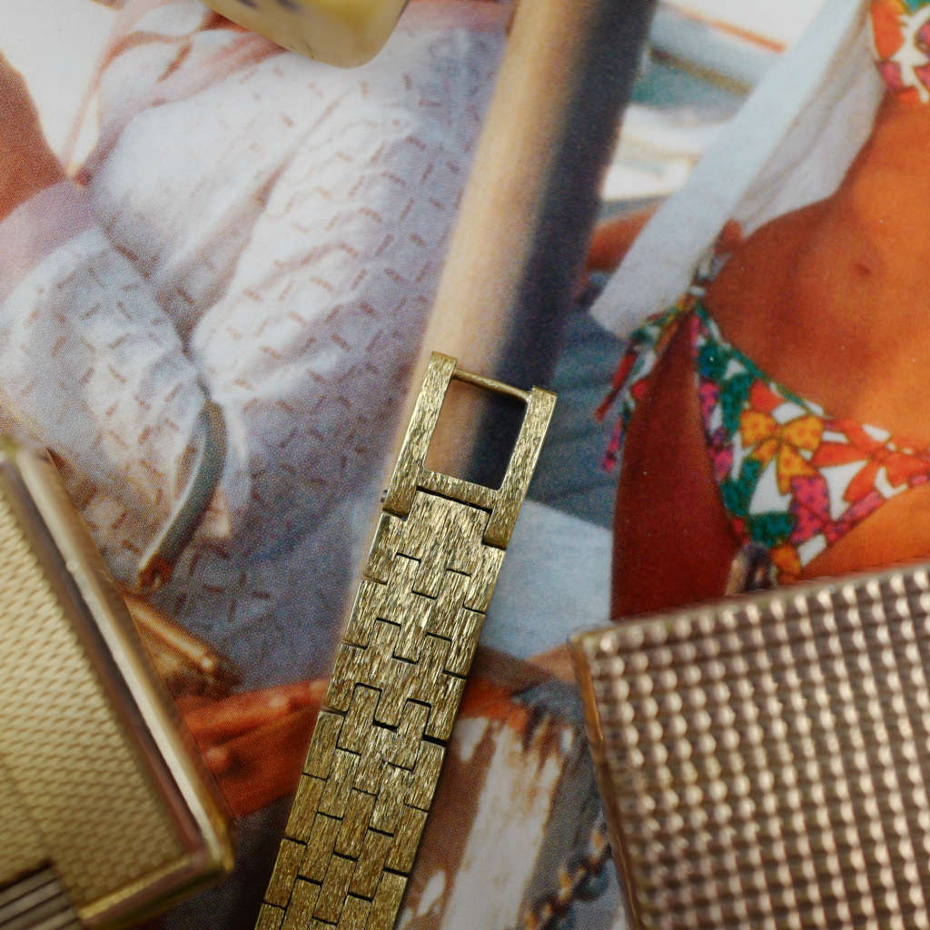 cafe noir les montres vintage marseille horloger certina femme doree annee 1960 chic cocktail mécanique neuve de stock bijou