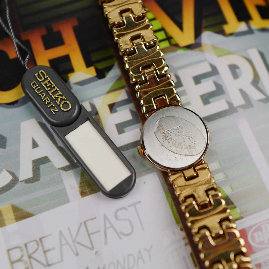 cafe noir montres vintage marseille seiko bijou montre pile vintage neuve de stock doree bracelet vintage_10 cafe noir montres vintage marseille seiko bijou montre pile vintage neuve de stock dorée bracelet vintage