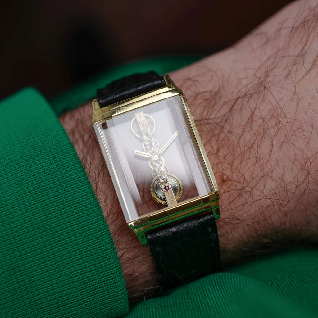 cafe noir les montres vintage marseille horloger corum golden bridge vintage années 1990 mecanique rare ref 13 850 56 manuelle mouvement 2935