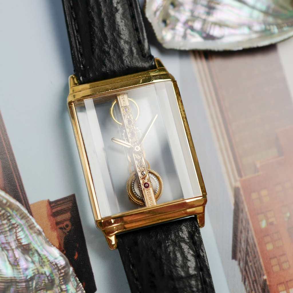 cafe noir les montres vintage marseille horloger corum golden bridge vintage années 1990 mecanique rare ref 13 850 56 manuelle mouvement 2935