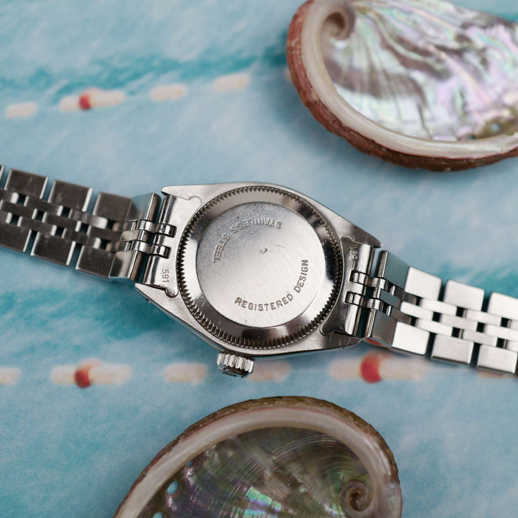 cafe noir les montres horloger marseille rolex femme 26 mm petit modele bracelet jubilee lunette cannelee Oyster Perpetual 6718 jubilee chiffres romain tritium femme_10 cafe noir les montres horloger marseille rolex femme 26 mm petit modele bracelet jubilee lunette cannelee Oyster Perpetual 6718 jubilee chiffres romain tritium femme romains