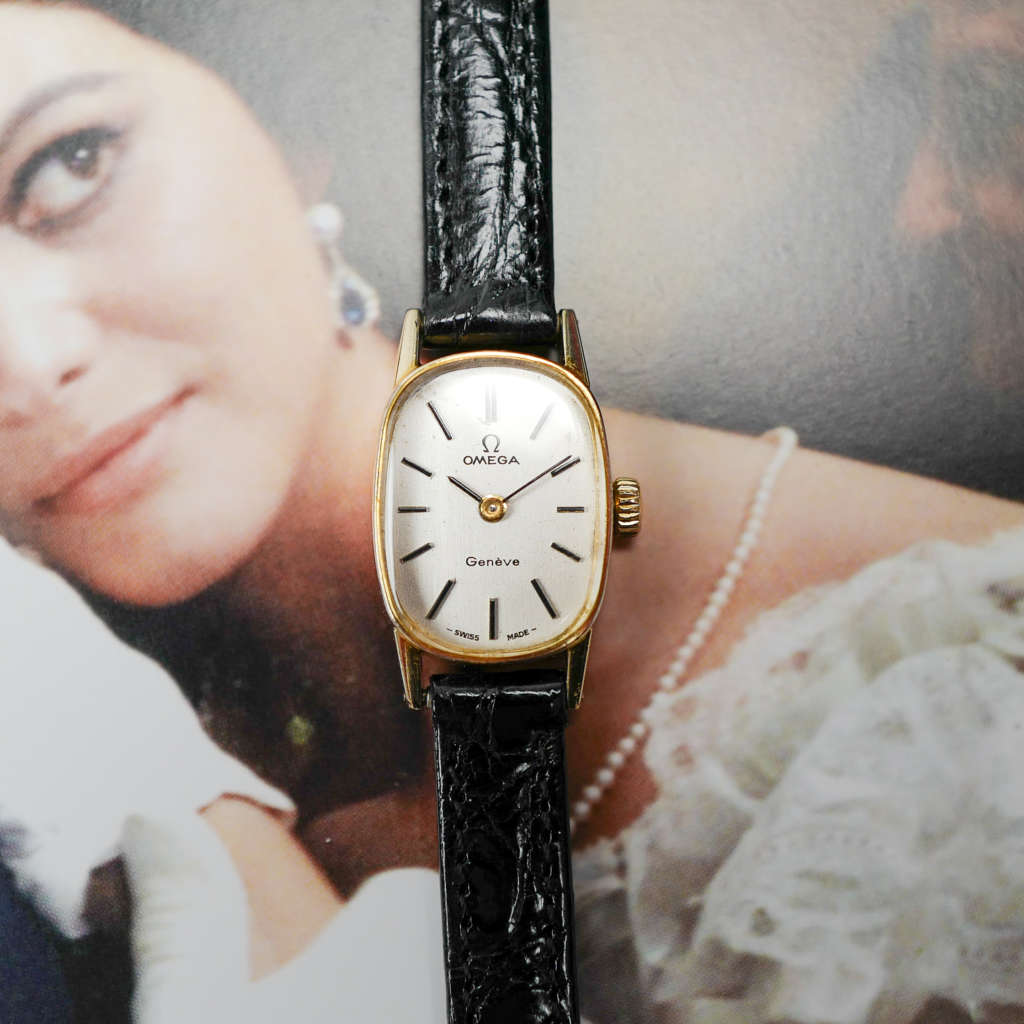 cafe noir les montres vintage horlogerie marseille aix cafe noir montres vintage marseille omega Mini Ellipse 511 289 de 1969 vintage femme dorée mécanique