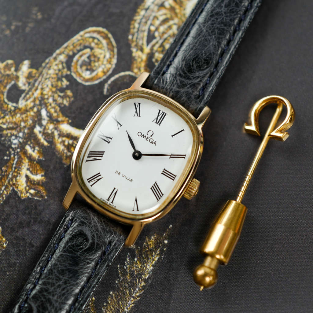 cafe noir les montres vintage horlogerie marseille aix cafe noir montres vintage marseille omega vintage de ville Mini Ellipse baignoire 1975 vintage femme dorée mécanique