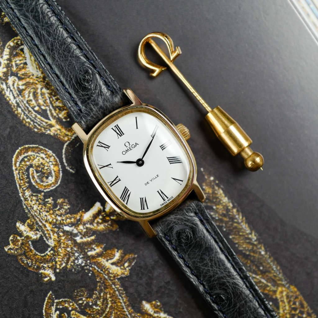 cafe noir les montres vintage horlogerie marseille aix cafe noir montres vintage marseille omega vintage de ville Mini Ellipse baignoire 1975 vintage femme dorée mécanique