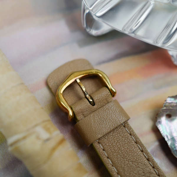 cafe noir les montres horloger marseille cartier-tank-must-grand-modele-dore-vintage-1990-or