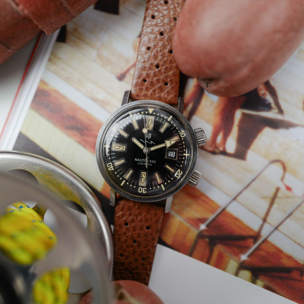 cafe noir les montres horloger reparations marseille aix montre lip vintage nautic ski tritium française super compressor
