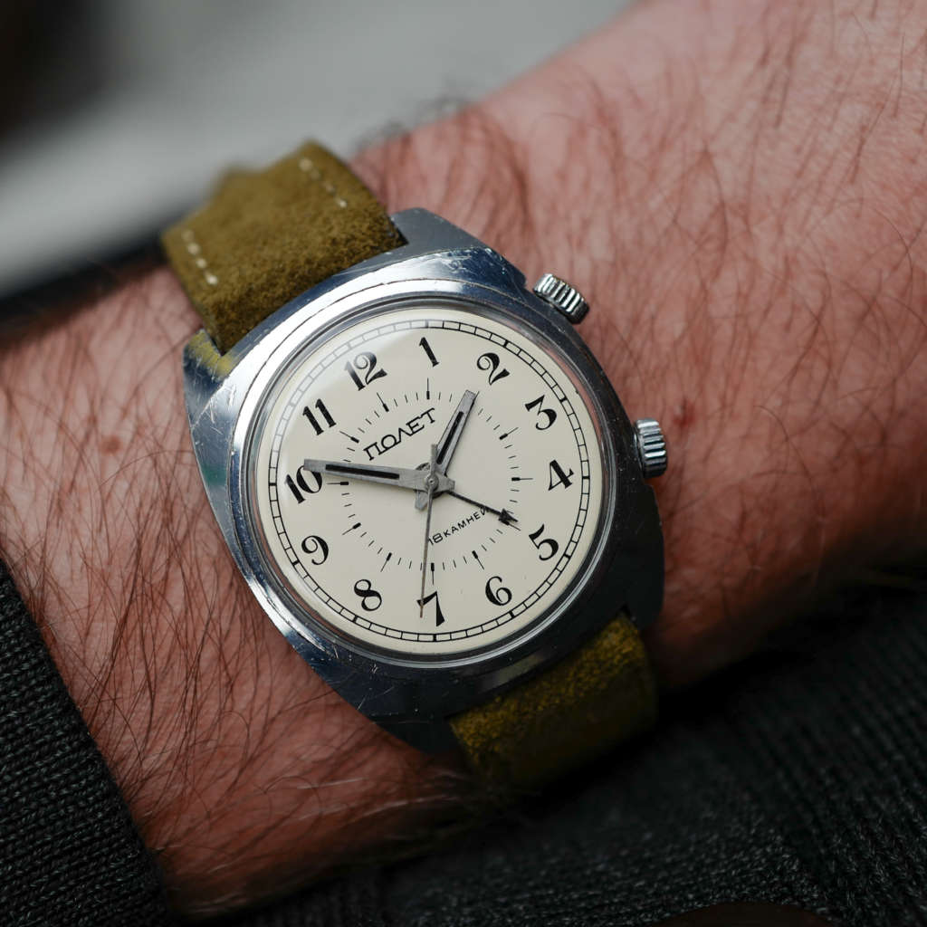 cafe noir les montres horloger reparations marseille aix soviétique Montre Poljot vintage Raketa signal alarme
