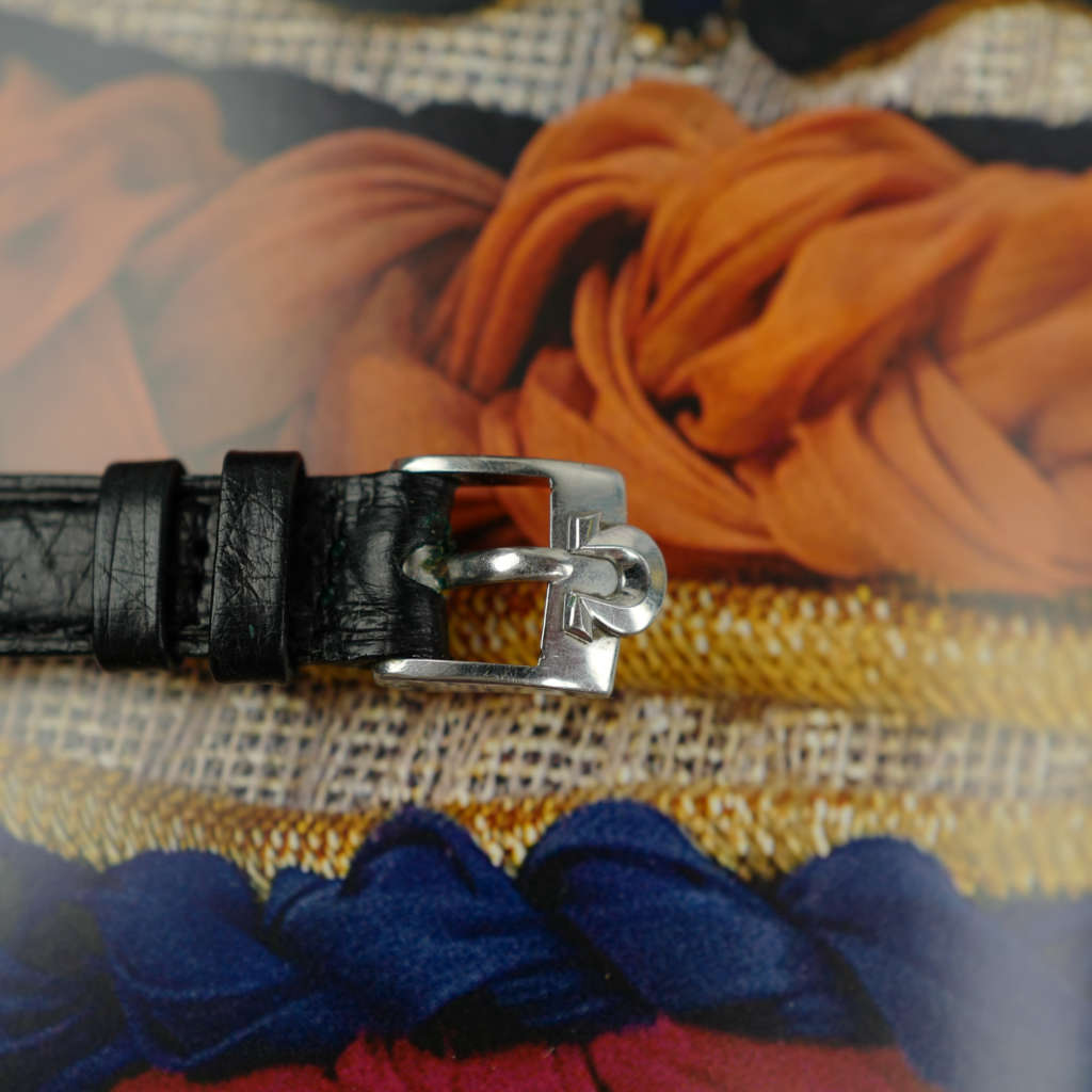 cafe noir les montres vintage horloger marseille Constellation Ellipse 511 257 mini acier cadran émaille 1968