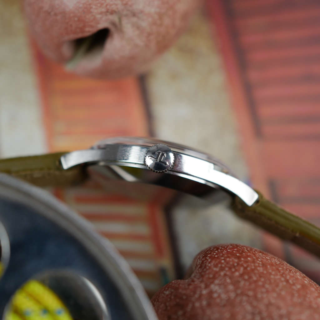 cafe noir les montres vintage horloger marseille jaeger lecoultre mecanique grande seconde classique vintage manuelle 1950