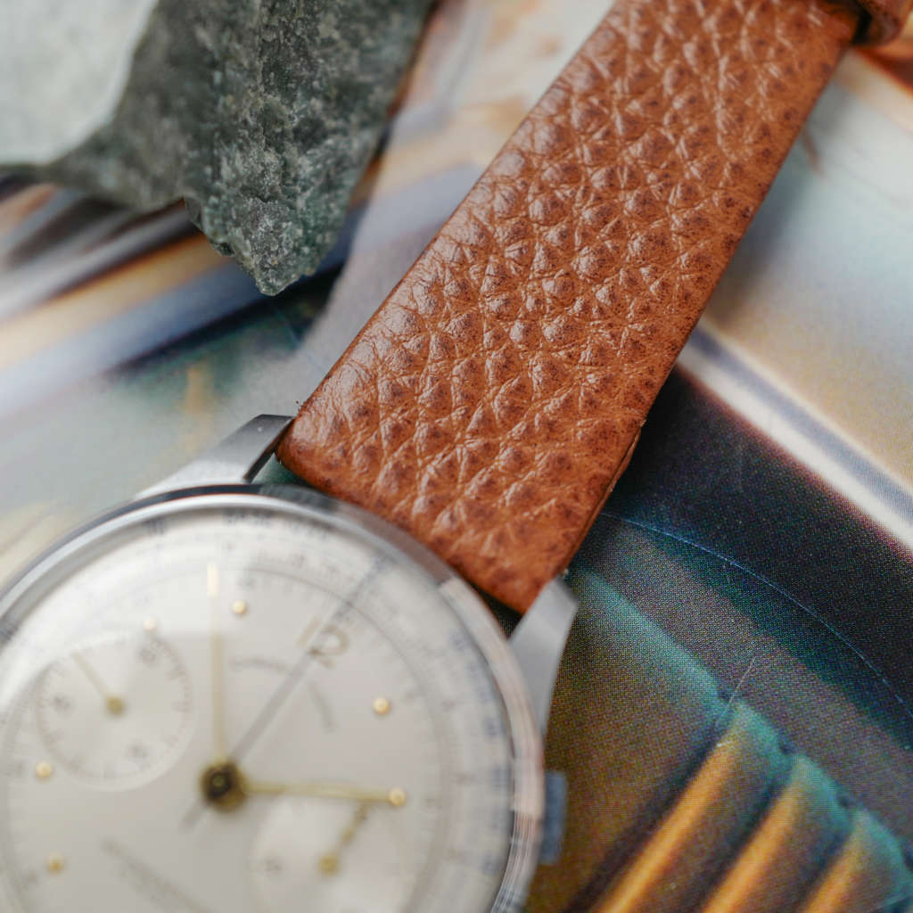 cafe noir les montres vintage horloger marseille montres chronographe suisse acier nos telemetre tachymetre cadran blanc landeron 148 mecanique manuel 1950