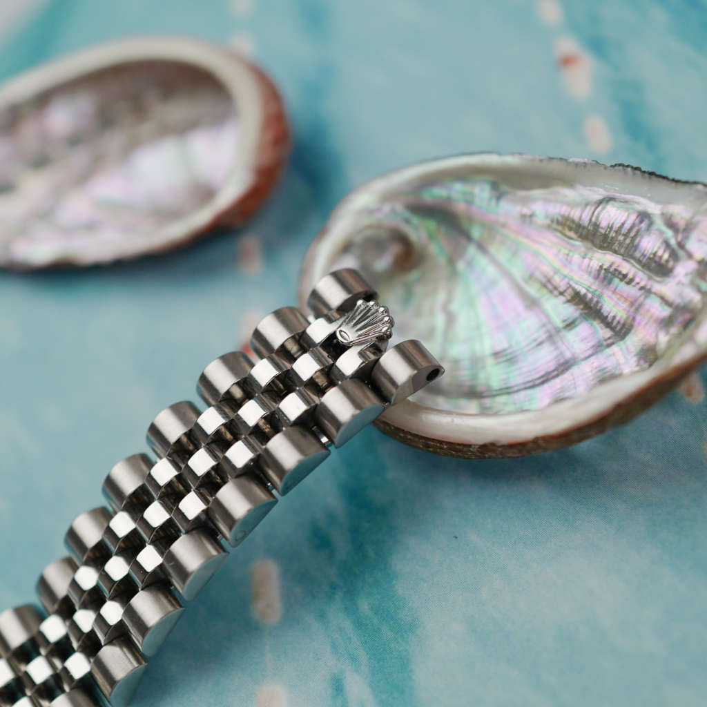 cafe noir les montres vintage horloger marseille rolex oyster perpetual datejust 31 ref 178240 cadran bleu sur jubilee et chiffres romains