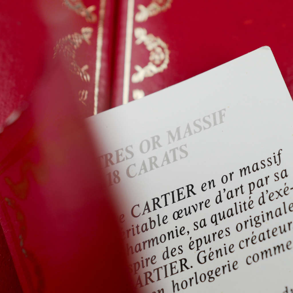 Café Noir Les Montres Marseille Cartier Ellipse femme réf. 67081 bracelet en maille en or jaune 18 carats diamants bracelet serpent commande spéciale vintage 1990