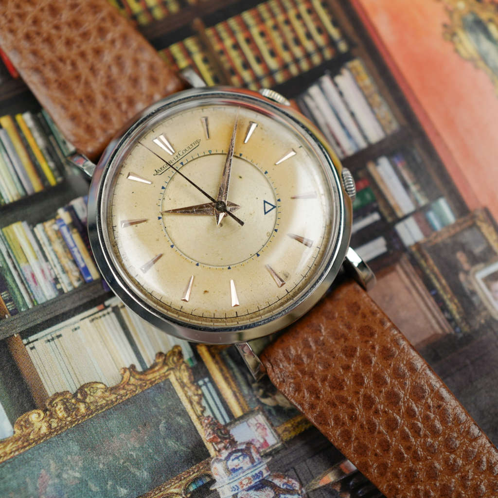 cafe noir les montres horloger marseille jaeger lecoultre jolie patine tropicale radium années 1950 sonnerie vintage première edition