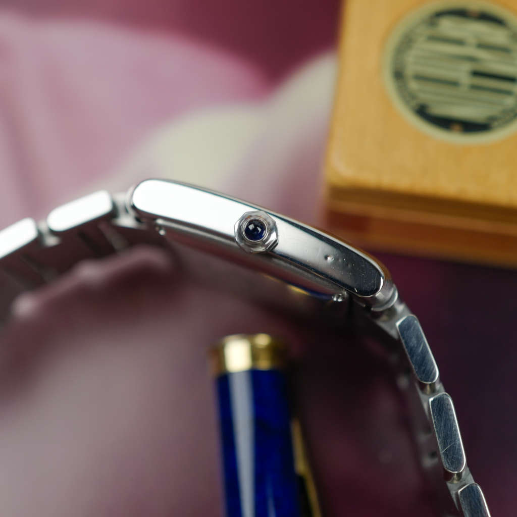 cafe noir les montres vintage horloger marseille cartier tank française 2302 automatique bracelet acier