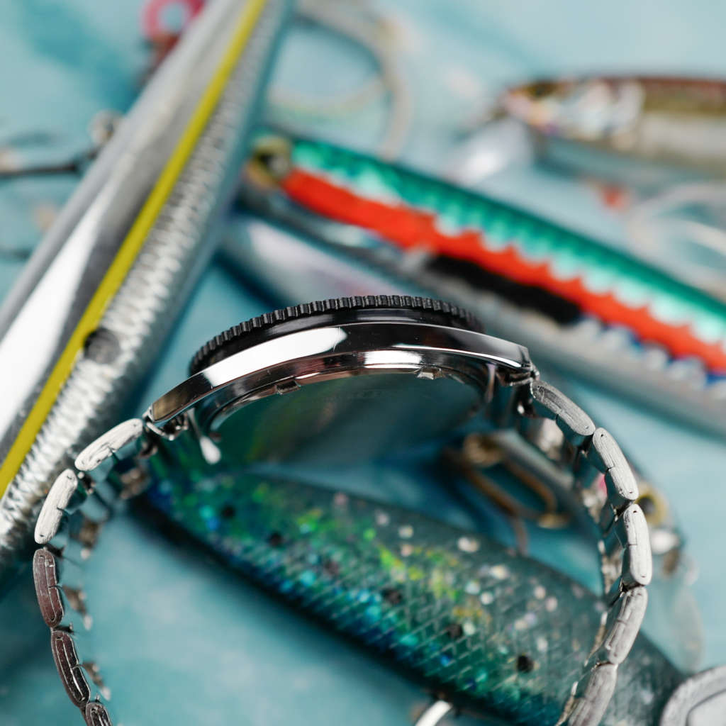 cafe noir les montres vintage horloger marseille felser montre skin diver vintage plongeuse mecanique manuelle cadran bleu tiffany tritium