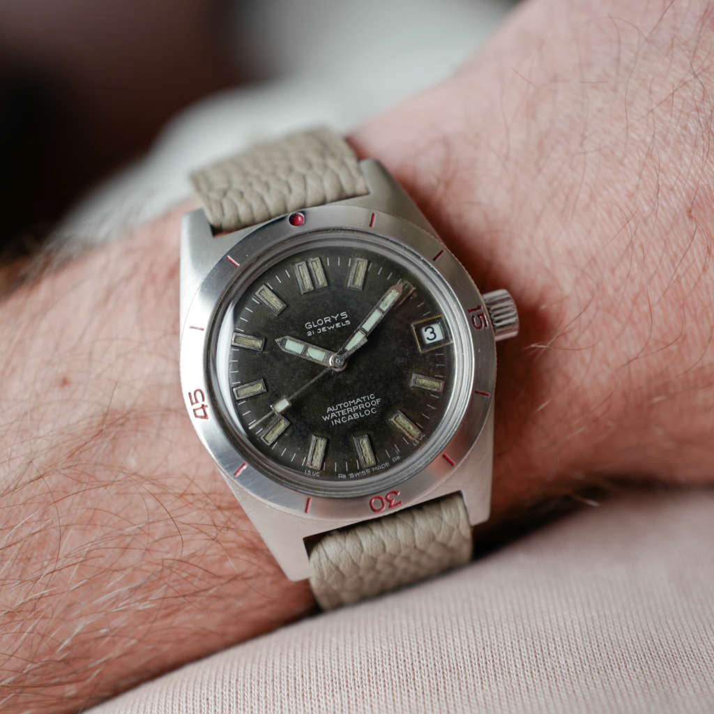 cafe noir les montres vintage horloger marseille glorys skin diver vintage radium inoxydable inox couronne vissée automatique 1,5 UC