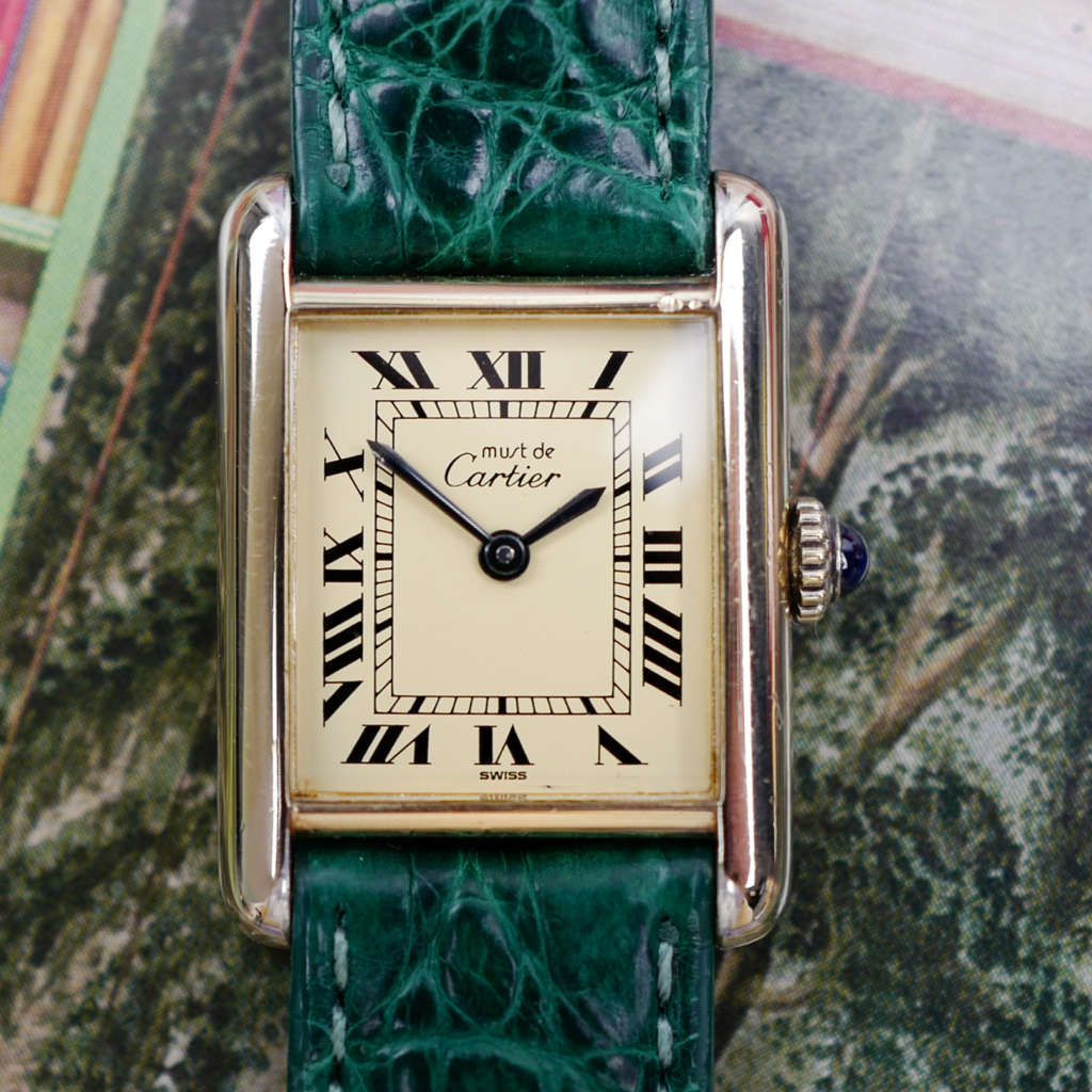 cafe noir montres horloger marseille cartier tank must mécanique pour femme vermeil petit modèle or chiffres romains bracelet vert