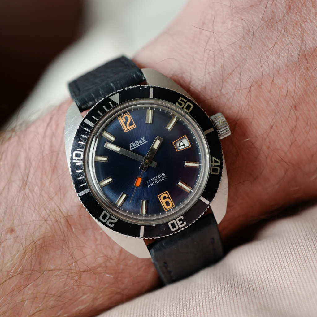 fedex-skin-diver-bleu-soleille-plongeuse-vintage-1970_9 fedex-skin-diver-bleu-soleille-plongeuse-vintage-1970